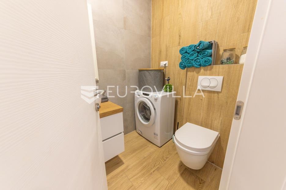 Flat For rent - Osječko-baranjska Osijek