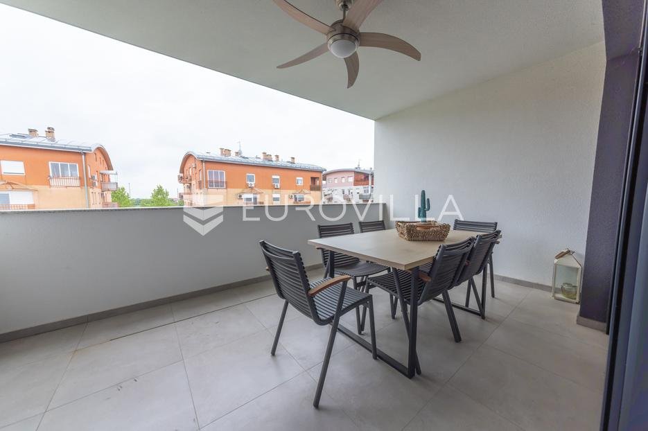 Flat For rent - Osječko-baranjska Osijek