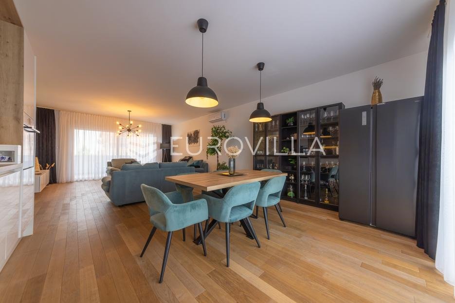 Flat For rent - Osječko-baranjska Osijek