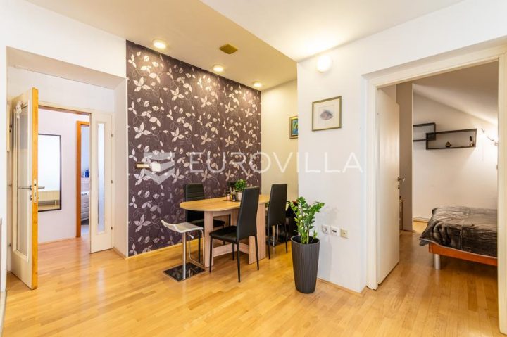 Flat for sale 145 m² – Centar