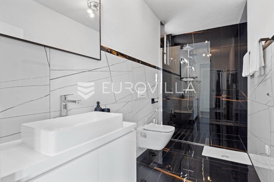 Haus Zu verkaufen - Istarska Medulin