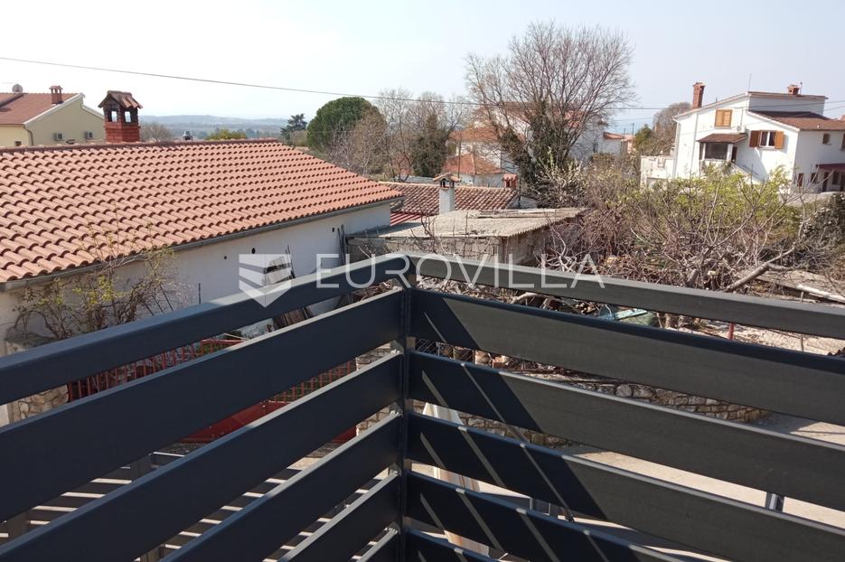 Flat For sale -  Tar-Vabriga