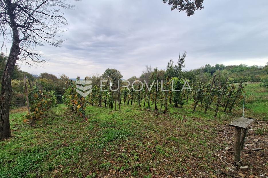 Parcela Na predaj -  Duga Resa