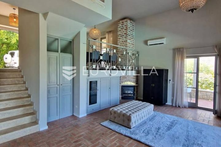 Maison à vendre 174 m² – Baldaši