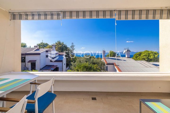 Hiša na predaj 276 m² – Njivice