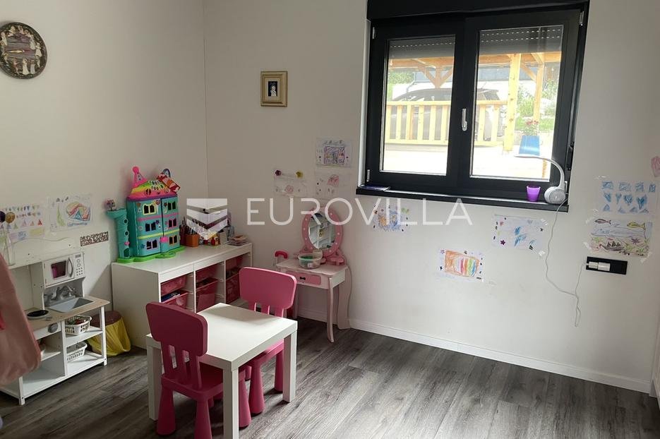 Haus Zu verkaufen - Varaždinska Gornji Kneginec