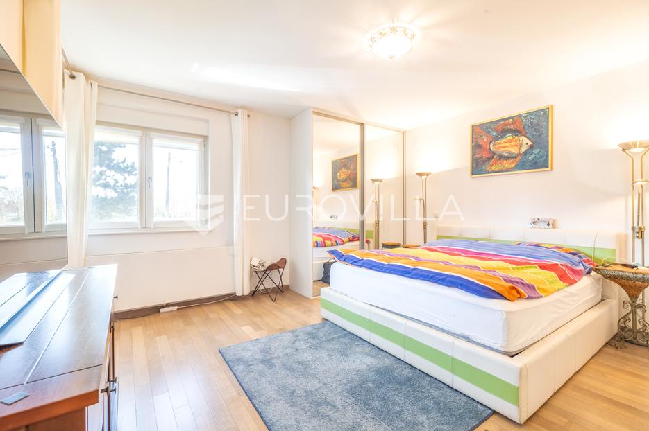 Apartma Na predaj -  Maksimir