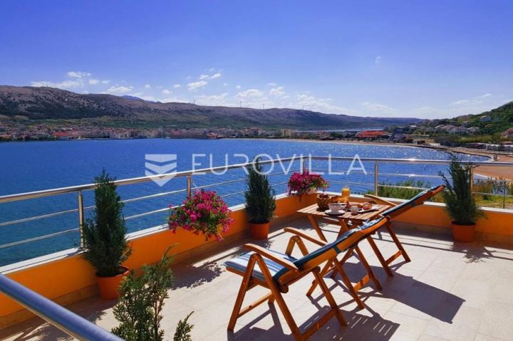 House for sale 600 m² – Pag