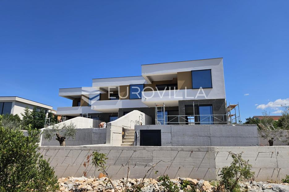House For sale Primošten