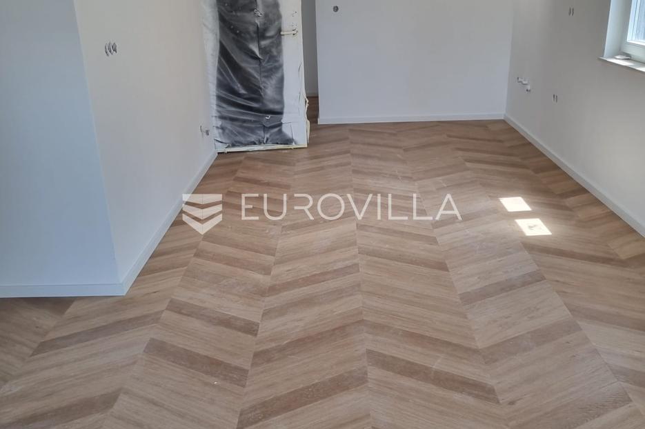 Apartmán Na predaj -  Kolan