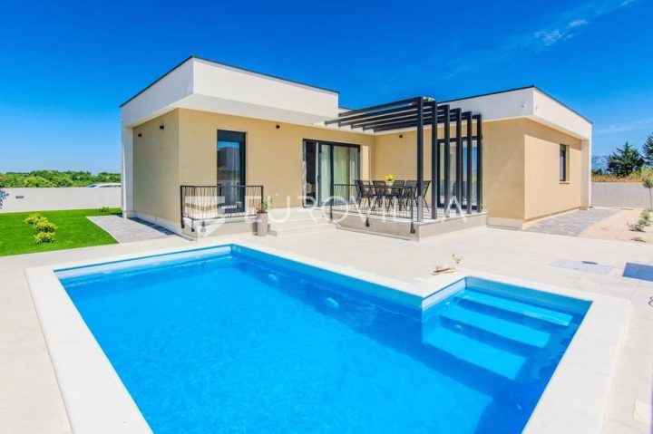 House for sale 129 m² – Privlaka