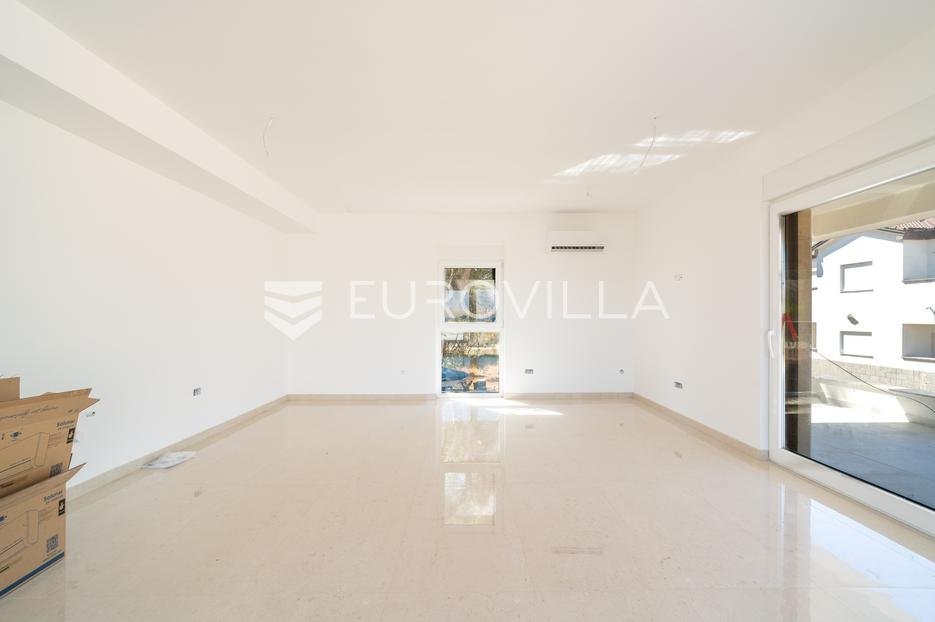 Flat For sale - Zadarska Vir