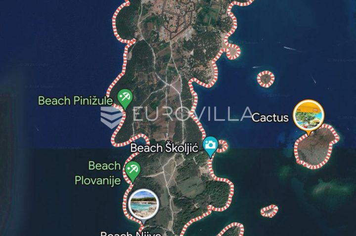 Land for sale 1000 m² – Premantura
