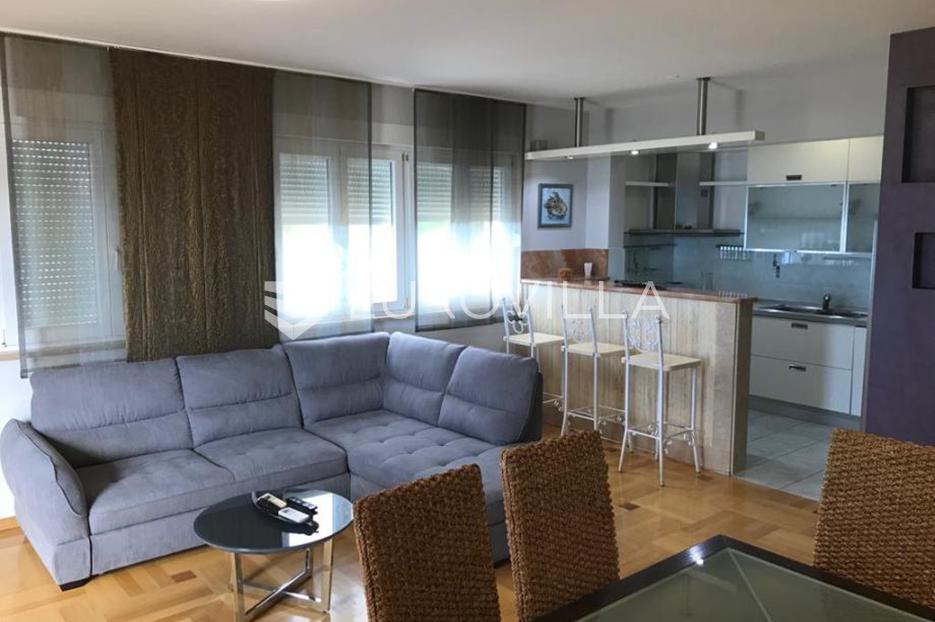 Stan Na prodaju -  Split