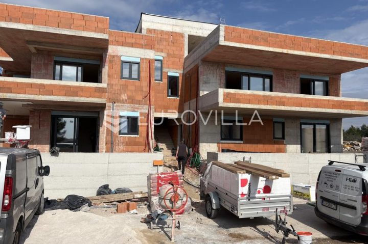 Stan Na prodaju - šibensko-kninska Vodice - foto 3/9