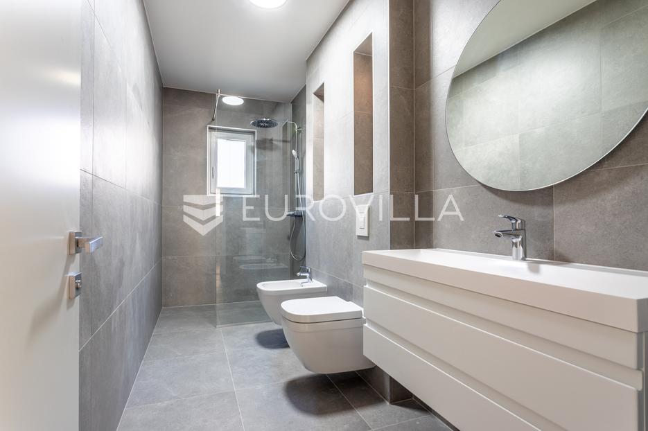 Apartmán Na predaj -  Vodice