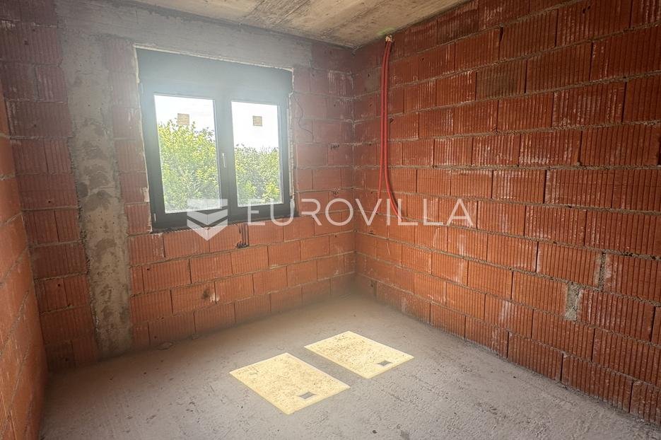 Apartma Naprodaj - Brodsko-posavska Slavonski Brod