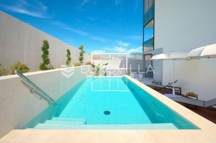 Flat for sale 152 m² – Žnjan
