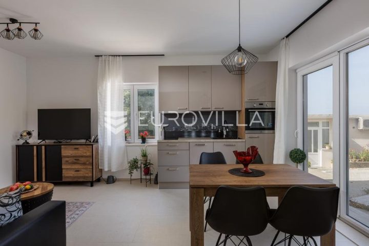 House for sale 220 m² – Plat