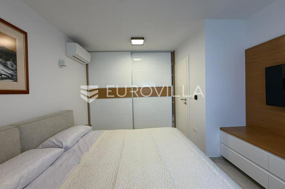 Appartamento In vendita -  Poreč