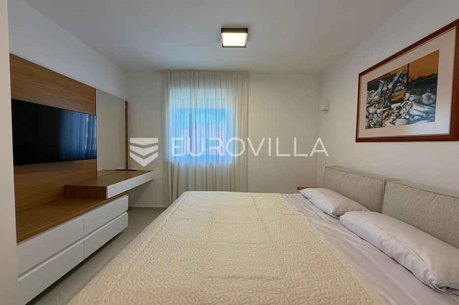Appartamento In vendita -  Poreč