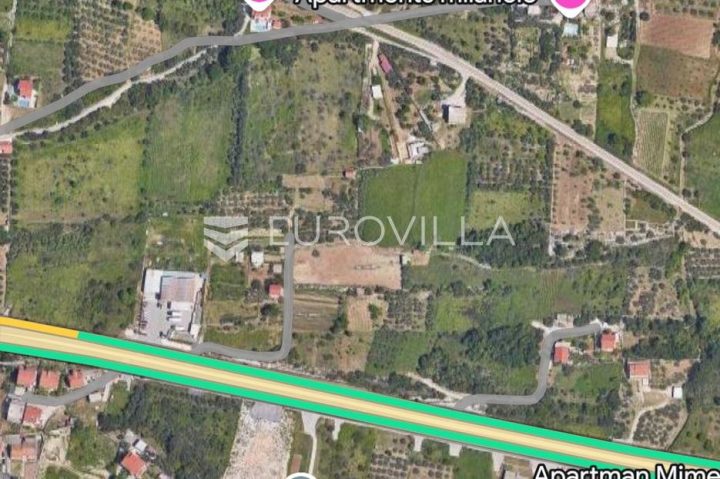 Land For rent - Splitsko-dalmatinska Kaštela - foto 2/5