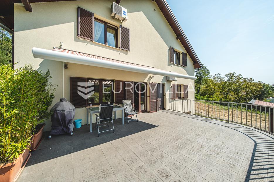 Casa In vendita -  Gornja Dubrava