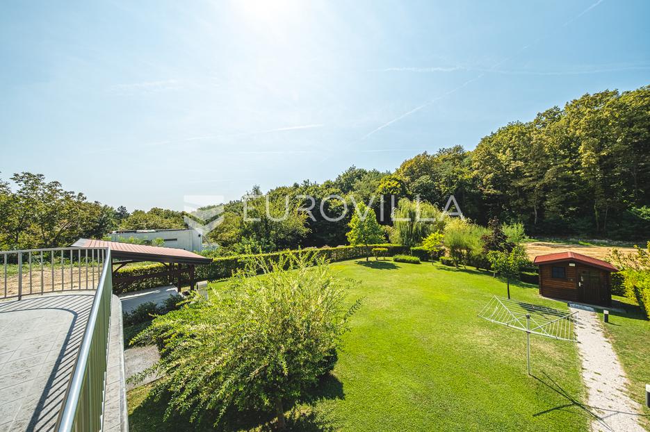 Casa In vendita -  Gornja Dubrava