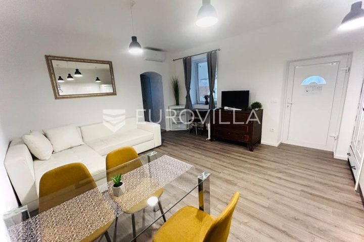 Stan na prodaju 85 m² – Centar