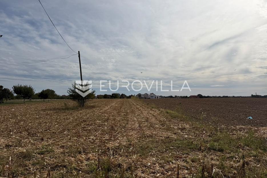 Terrain À vendre - Osječko-baranjska Đakovo