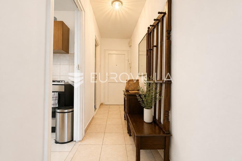 Flat For sale - Primorsko-goranska Crikvenica