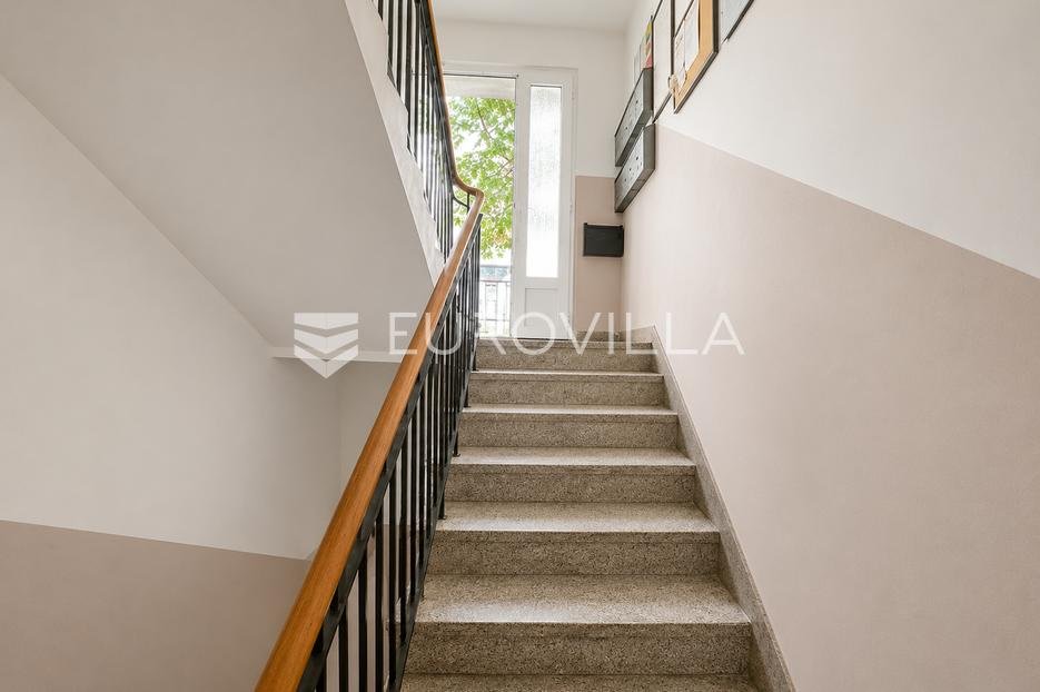 Flat For sale - Primorsko-goranska Crikvenica