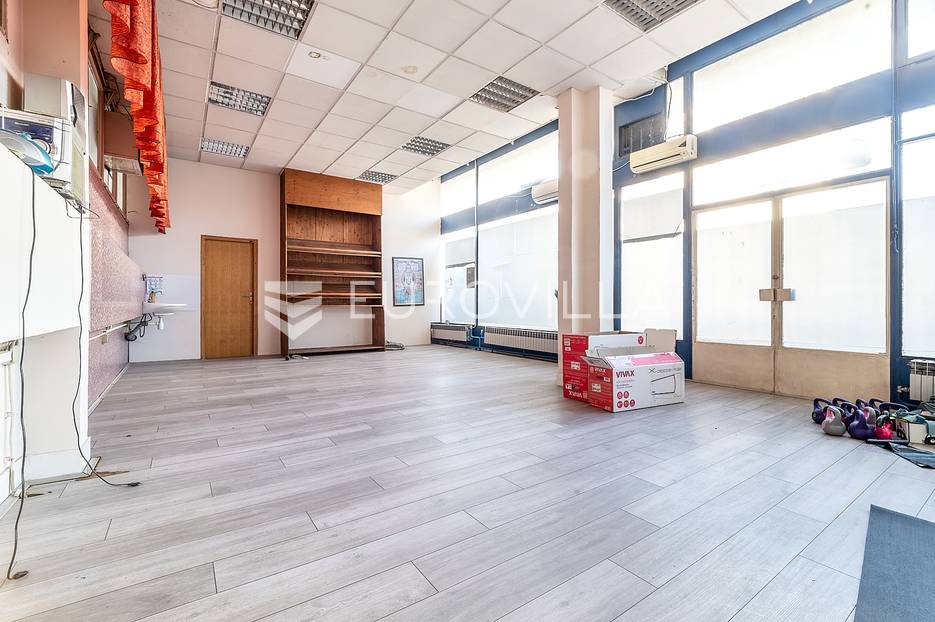 Lokal użytkowy Na sprzedaż -  Donja Dubrava