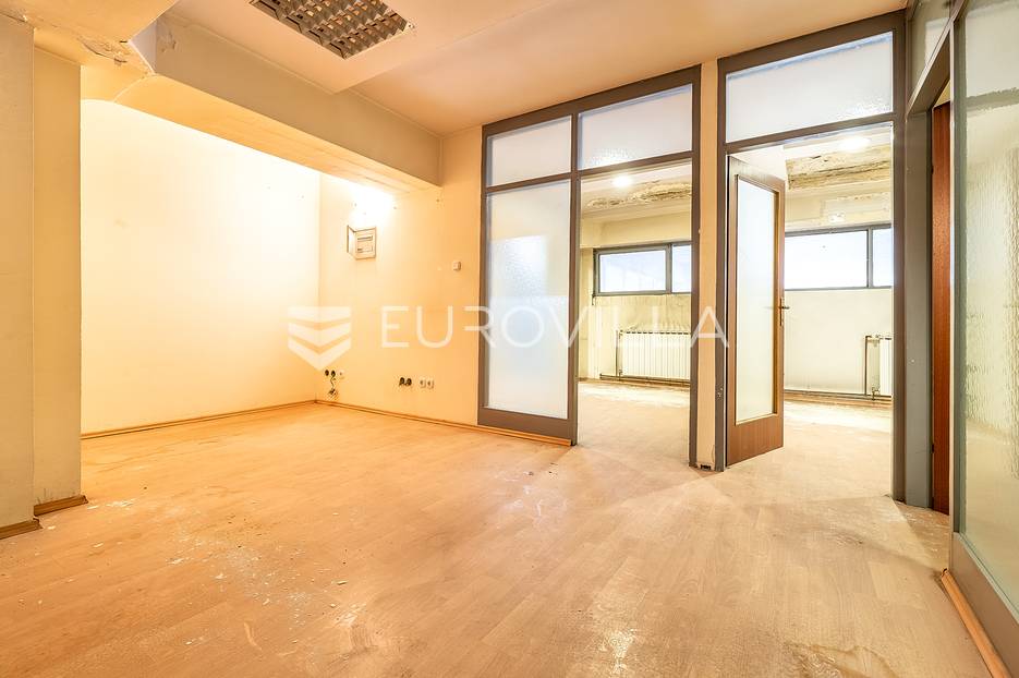 Business premises For sale -  Donja Dubrava