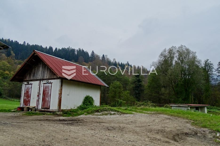Commerciale In vendita -  Brod Moravice