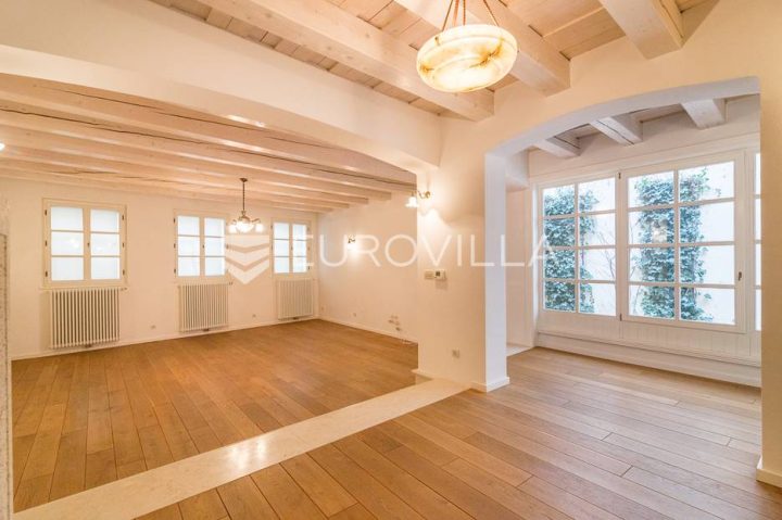 Dům na prodej 350 m² – Gornji Grad