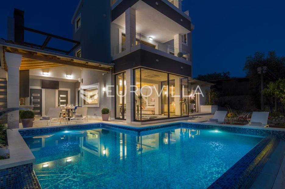 Casa In vendita -  Okrug