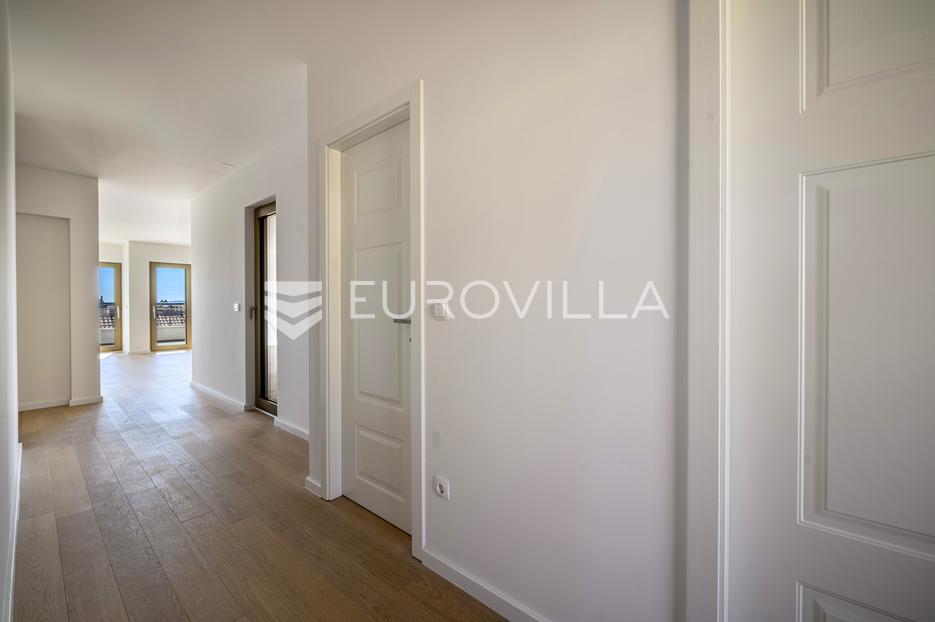Apartment Zu verkaufen -  Split