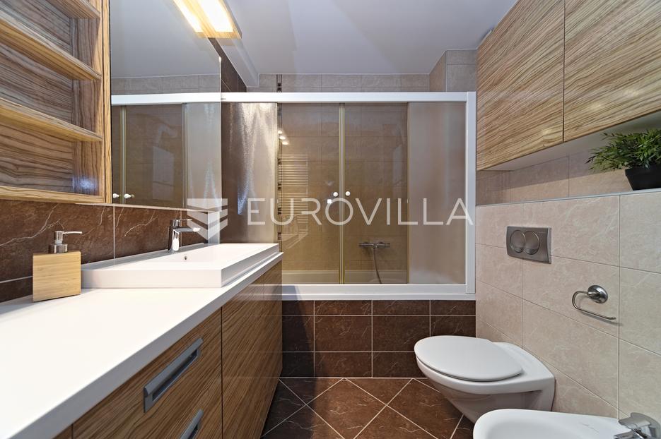Apartmán Na prodej -  Osijek