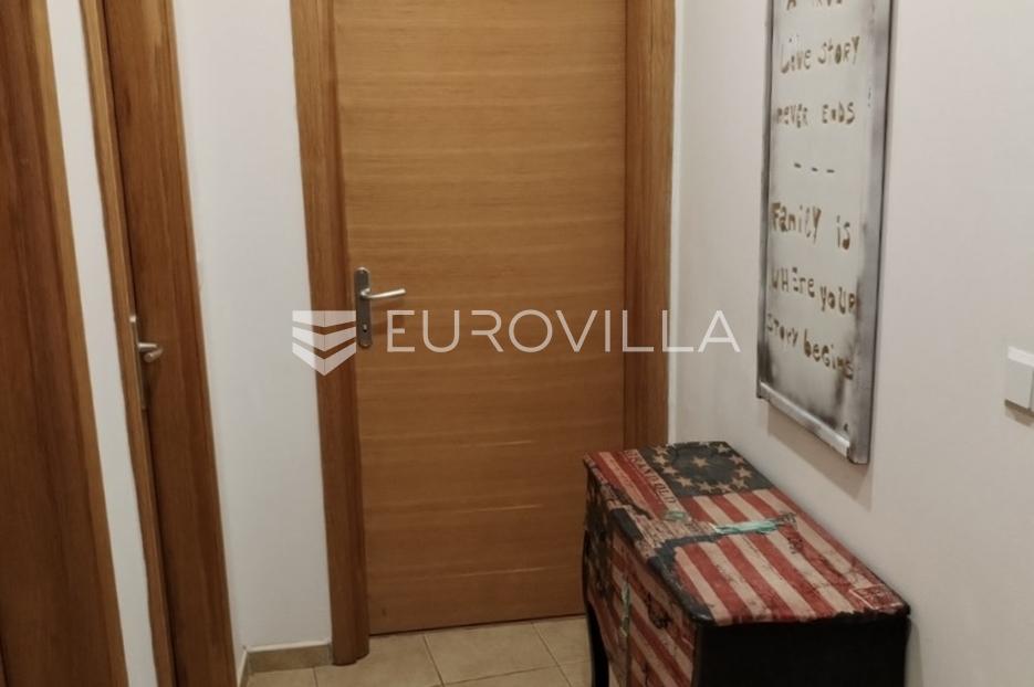 Stan Na prodaju -  Viškovo