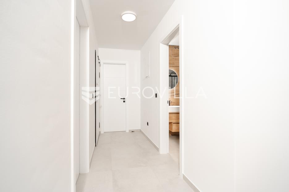 Appartamento In vendita -  Privlaka