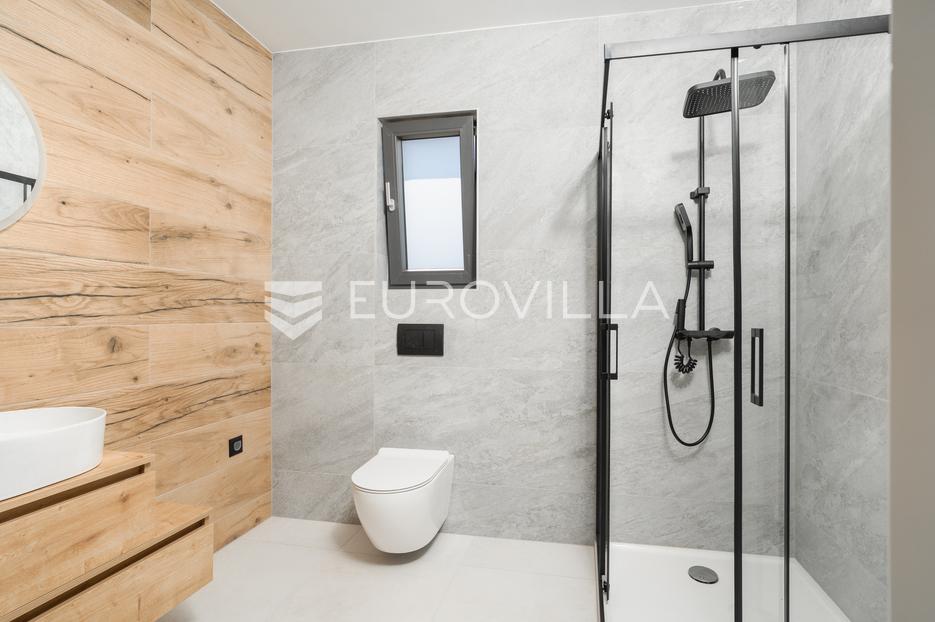 Appartamento In vendita -  Privlaka