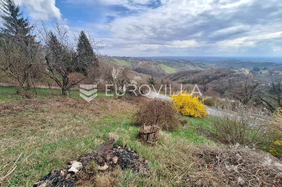 Dom Na sprzedaż -  Jastrebarsko - Okolica