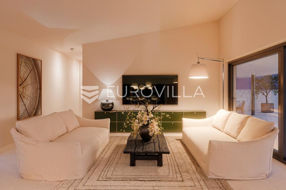 House For sale -  Buje