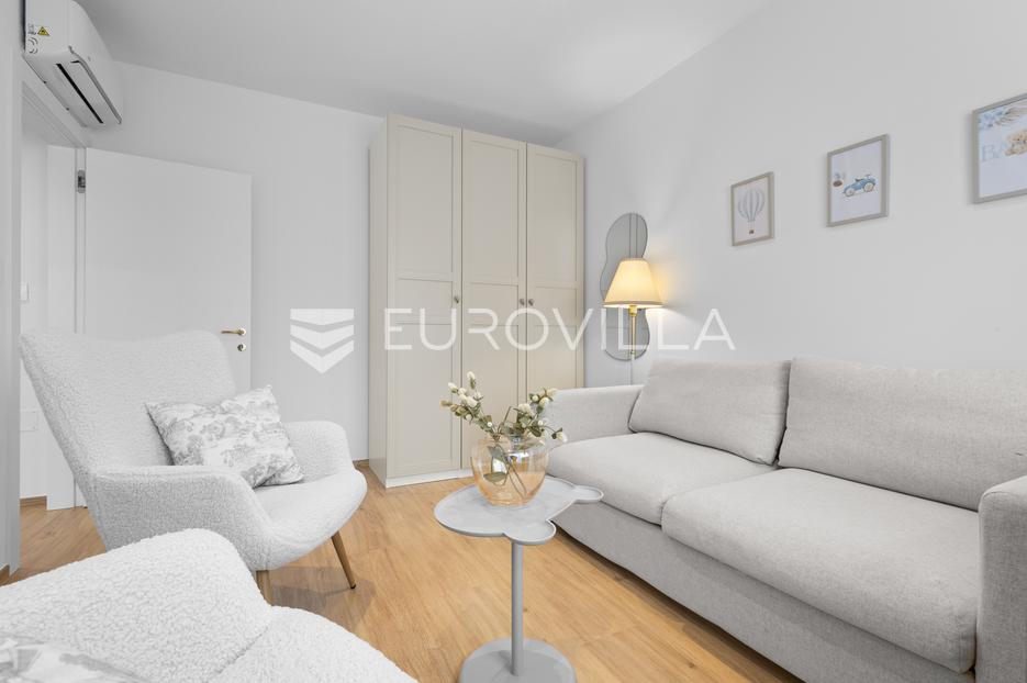 Kuća Na prodaju -  Pula