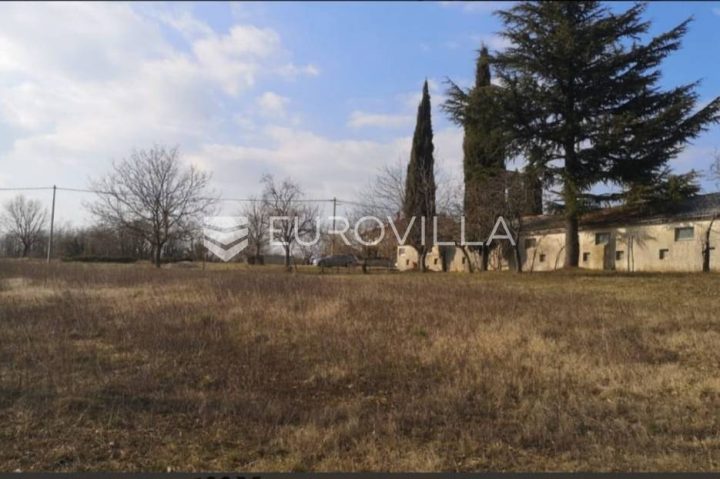 Terreno in vendita 3816 m² – Jurići