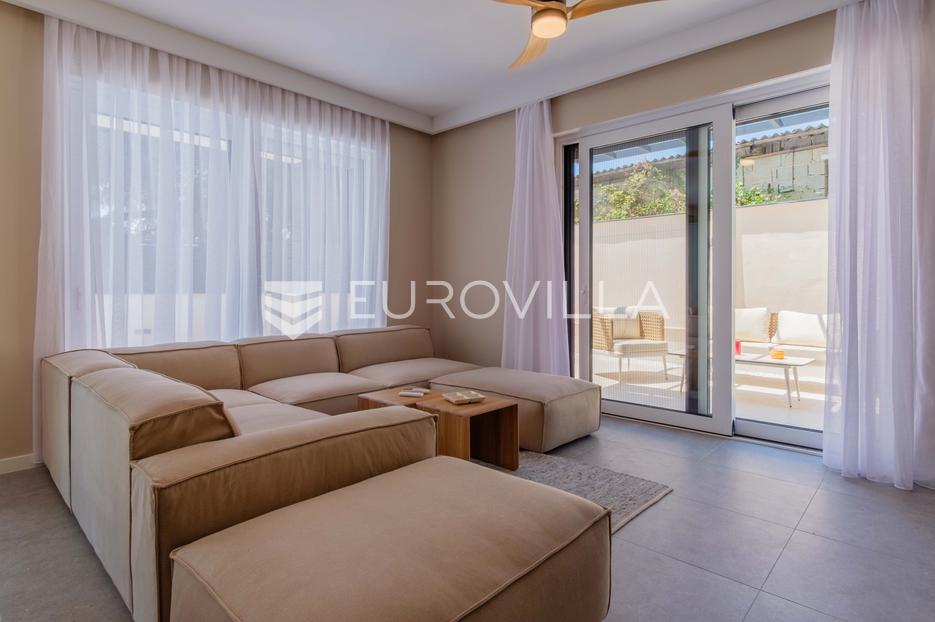 Apartmán Na predaj - Istarska Tar-vabriga - foto 2/28