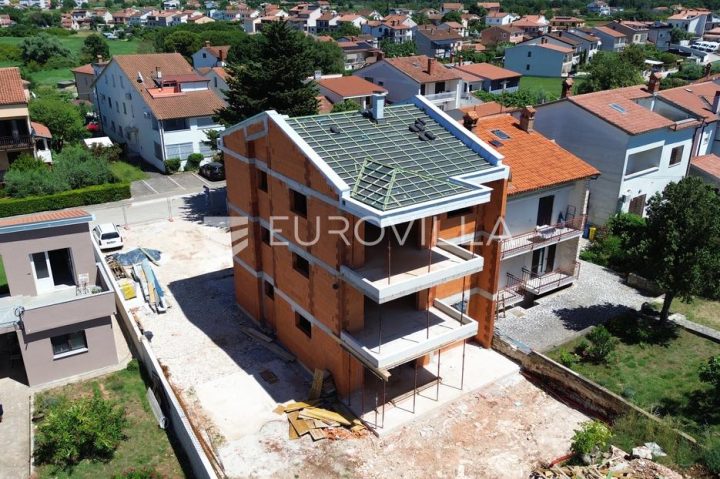 Apartmán na prodej 74 m² – Valbandon