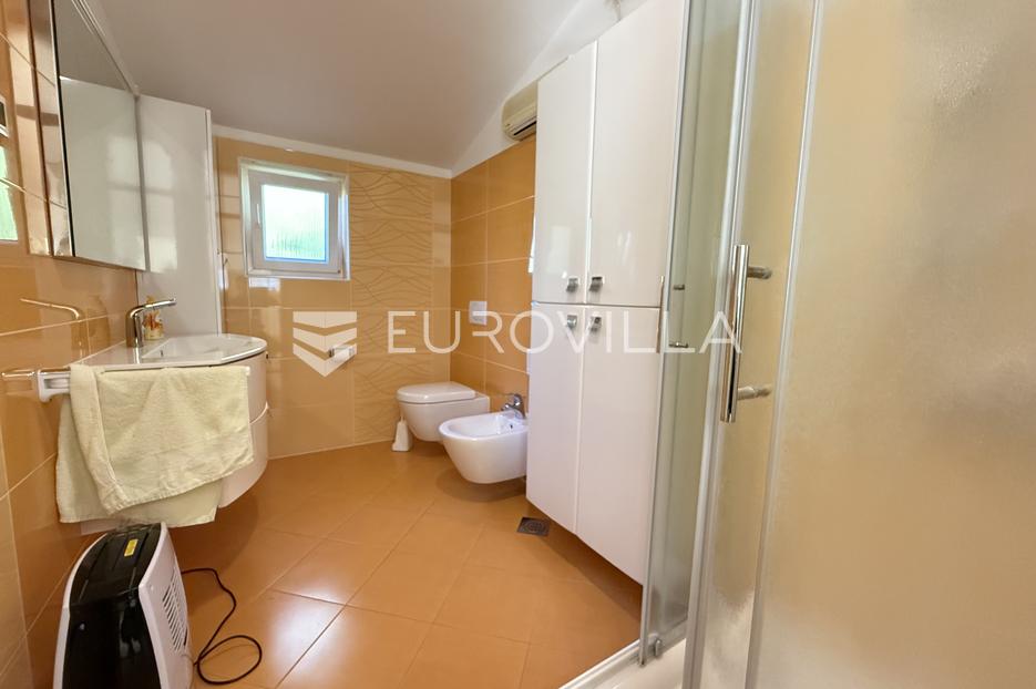 House For sale -  Ližnjan