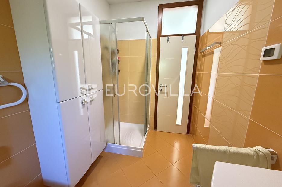 House For sale -  Ližnjan